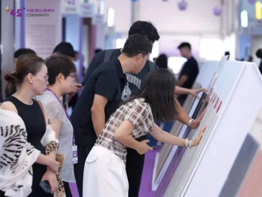 pc/fcq/2026/10/19/64ef16df-252a-4aad-8528-b302ab0e273c.png 房价