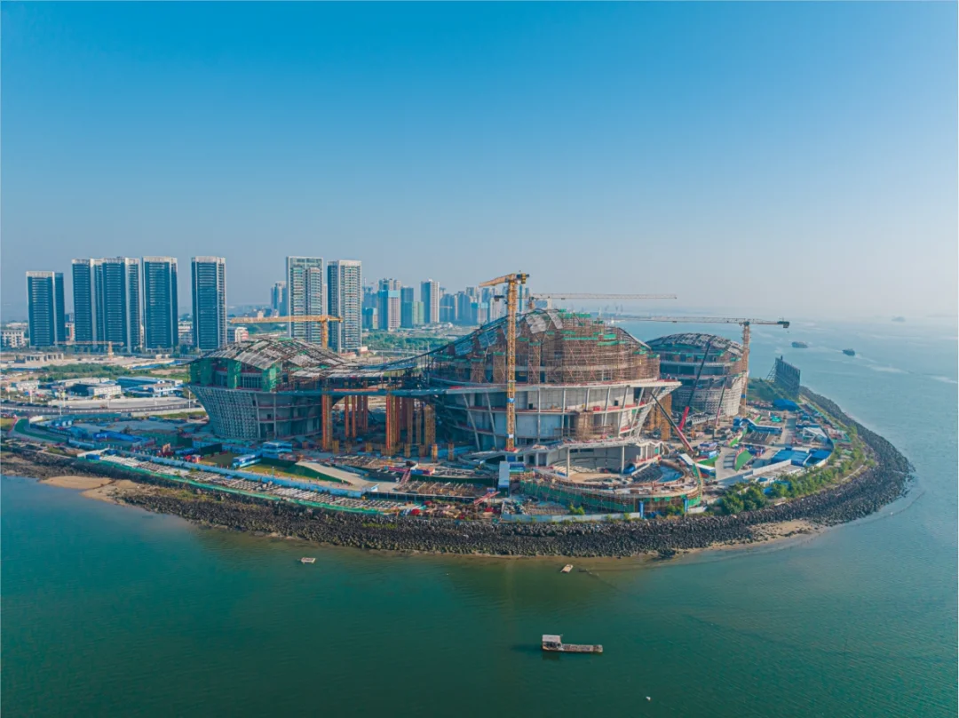 共建湛江文化高地 持续发展文旅产业|湛江文化中心合龙仪式圆满举行_