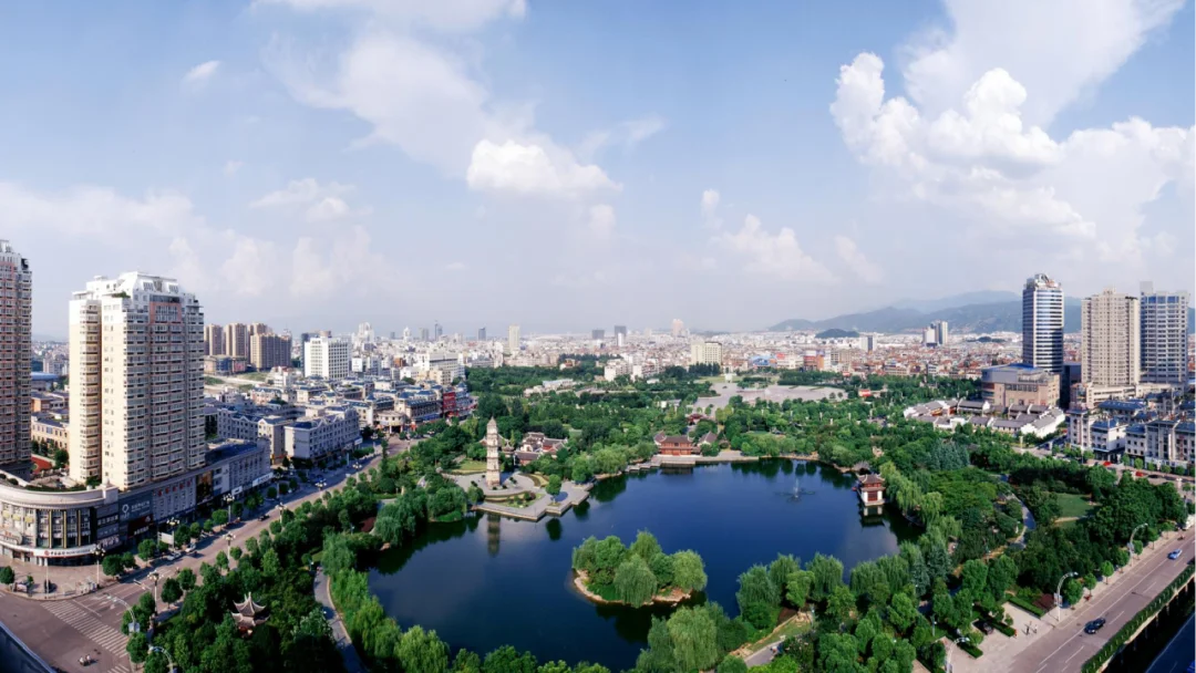 双江湖锦绣和鸣城市展厅荣耀开放案名同步揭晓