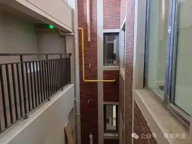 ����