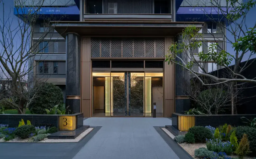 景观,架空层,地下车库,样板间,住宅楼栋的单元门头等场景已实景呈现