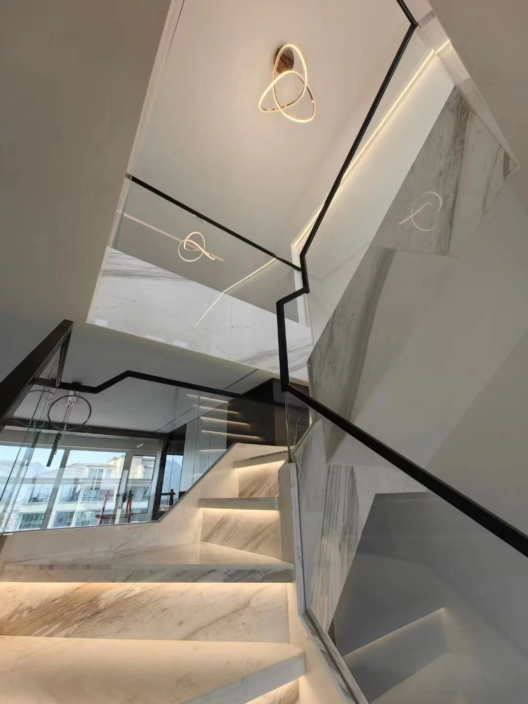 泰安新华御湖庄园170㎡顶楼复式装修实拍